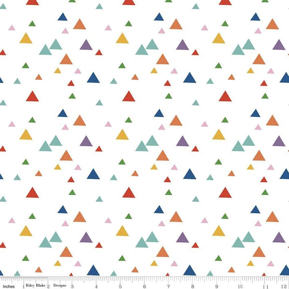 Let&#39;s Play Triangle Toss White - LAMINATED Cotton Fabric by the Half Yard - Riley Blake